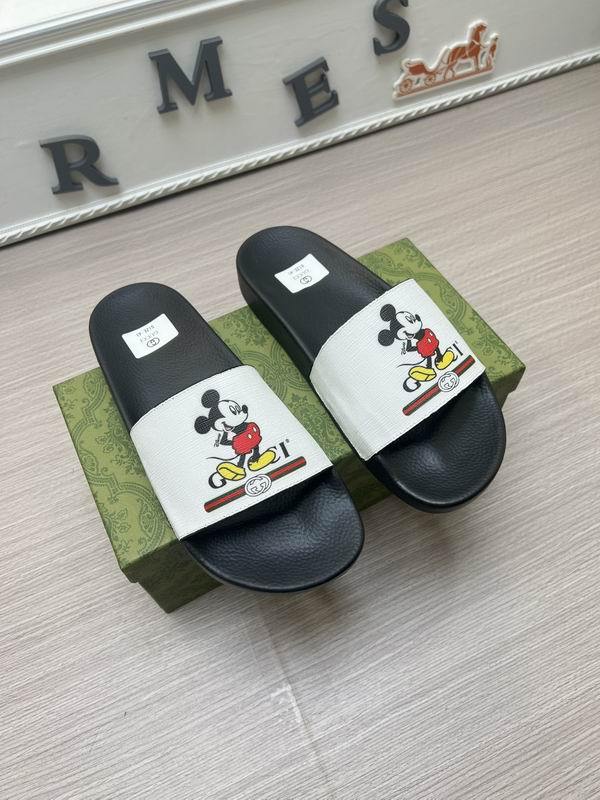 Gucci Men's Slippers 427